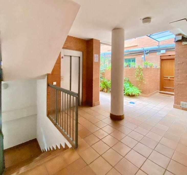 Apartamento Atico Triplex En Pleno Triana Sevilla Exterior foto